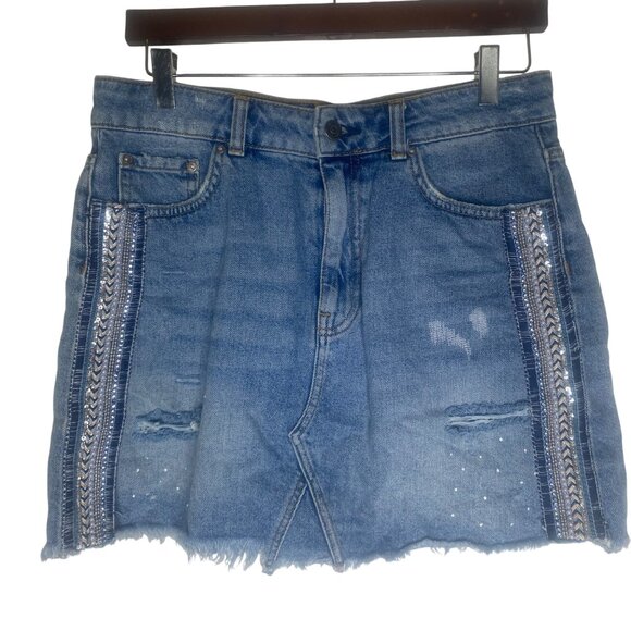 Free People Embellished Distressed Denim Mini Skirt Size 1 US M Boho Hippie - Picture 1 of 8